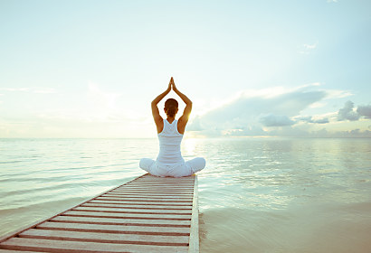 Fototapeta Yoga Pier and Sea 24738